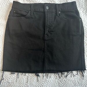 MOTHER Smokin’ Double Micro Fray Jean Skirt
